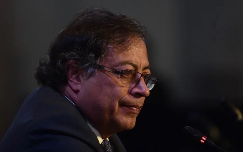 Petro manifiesta su disposición a reunirse con Noboa para discutir la lucha contra el narcotráfico