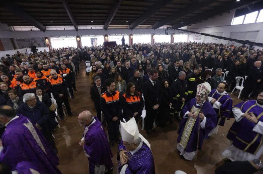 Córdoba se vuelca en el funeral por las víctimas del accidente de trenes de Adamuz