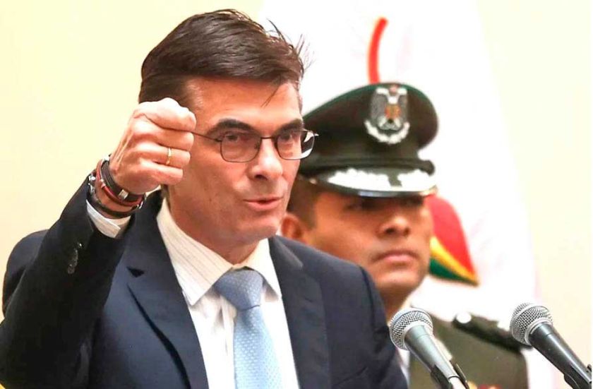 Presidente Paz realiza lanzamiento oficial del bono PEPE desde Potosí