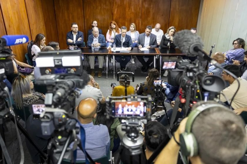 Exiliada, presa o marginada: la oposición a la que el chavismo propone diálogo