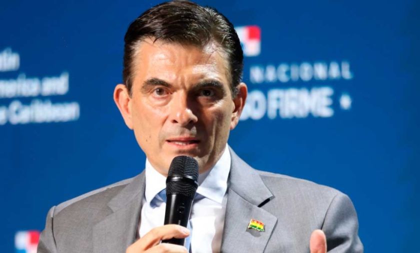 Litio: Paz afirma que los contratos con Rusia y China se tienen que transparentar
