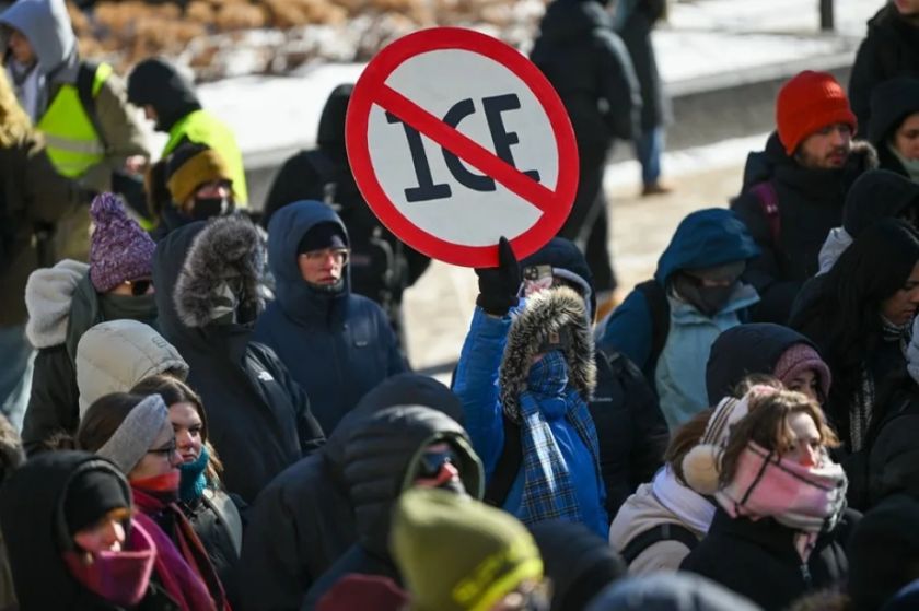 Un juez de EE.UU. suspende temporalmente las detenciones de refugiados en Minnesota