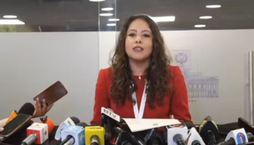 Diputada impulsa proyecto para eliminar sueldos superiores al del Presidente