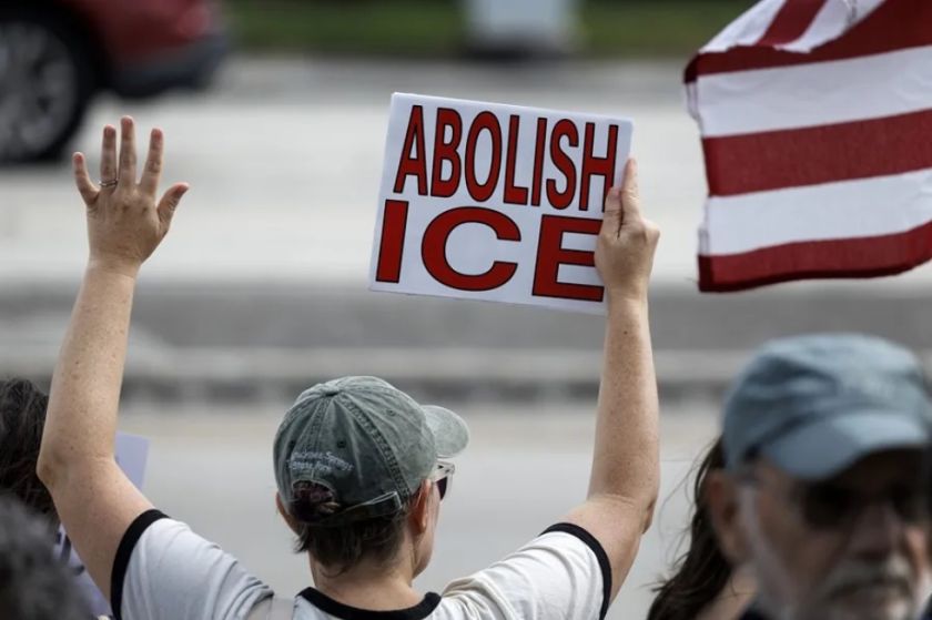 Una jueza permite que continúen las redadas migratorias de Trump en Minesota