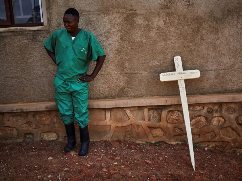 Ascienden a más de 400 los muertos por el deslizamiento de tierra en una mina en RD Congo