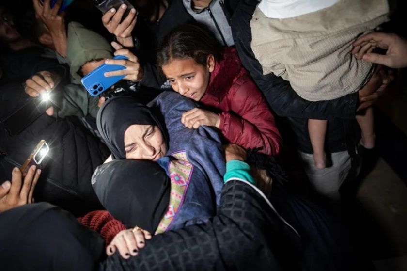 Las autoridades de Gaza denuncian que Israel solo permitió entrar a 12 palestinos