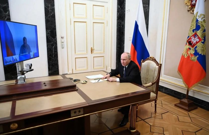Reportan que el instituto universitario que dirige la hija de Putin diseña palomas espía