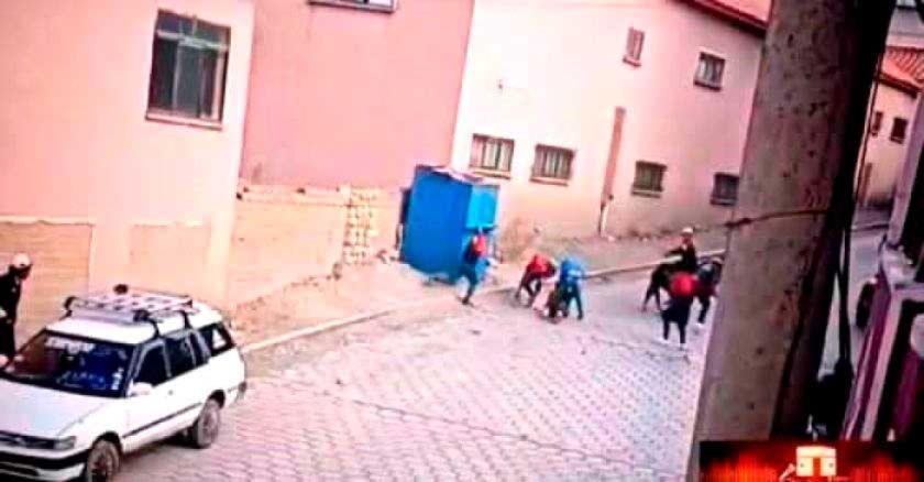 Brutal golpiza  deja un muerto e investigan a  los agresores
