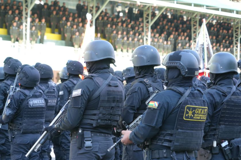 Policía admite que no cuenta con armamento sofisticado para enfrentar a grupos criminales