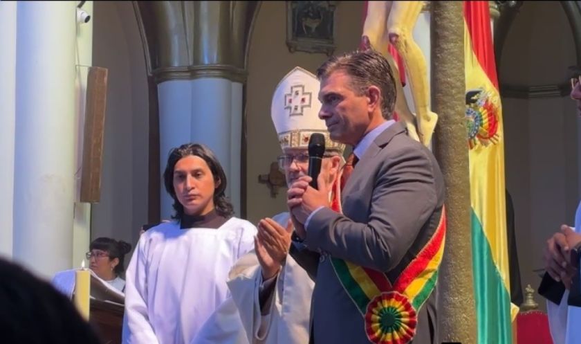 El presidente Paz anuncia recursos para la restauración del templo del Socavón