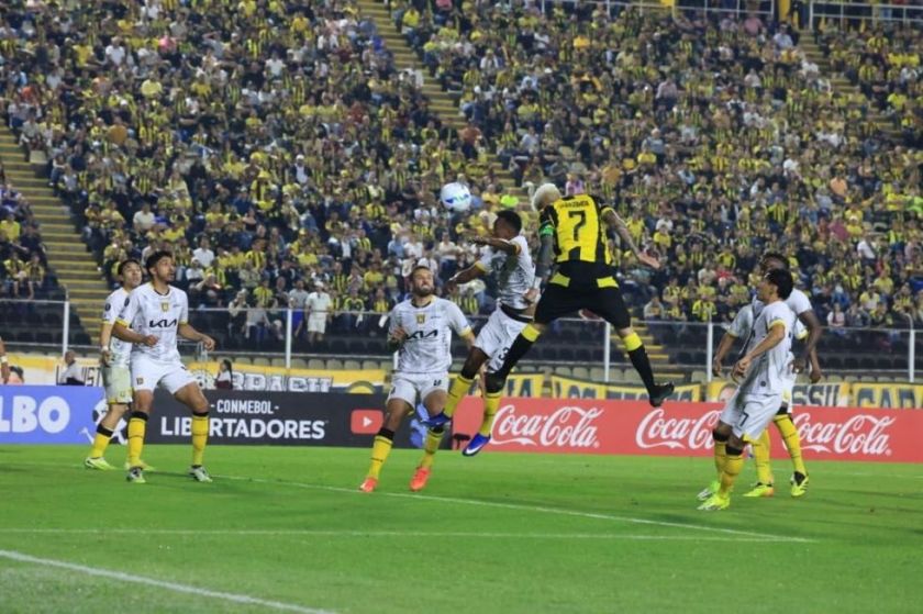 Los penales dejaron fuera de la Copa a The Strongest en primera fase