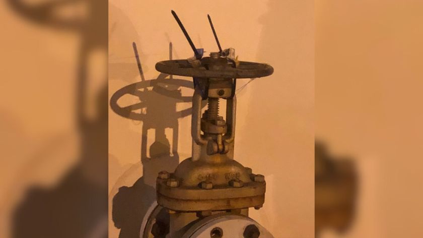 Precintan tanque de almacenamiento que contenía combustible fuera de especificaciones