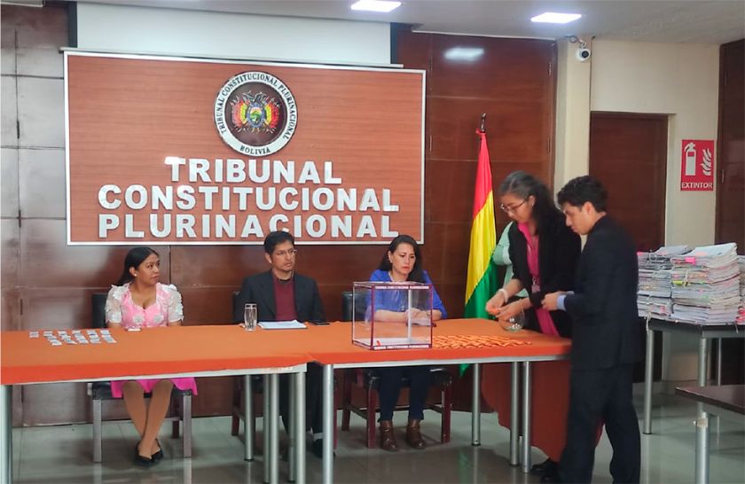 TCP: La extinta Sala Cuarta  tenía 54 recursos de queja