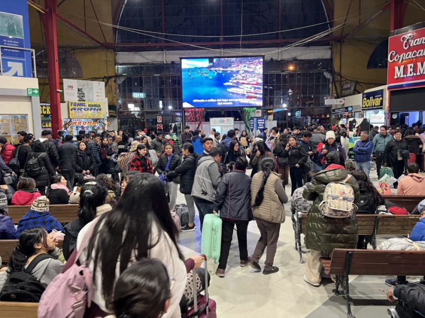 Terminales de buses suspenden atención este martes de ch’alla