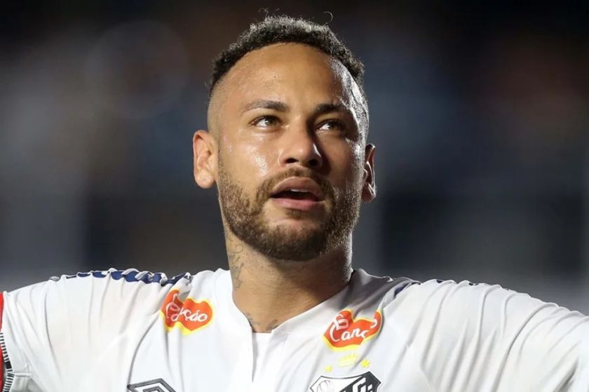 Neymar abre la puerta a una posible retirada al final de la temporada