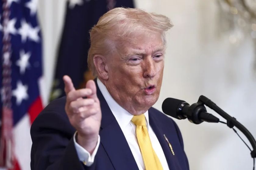Trump dice que 50 millones de barriles de petróleo venezolano están en camino a Houston