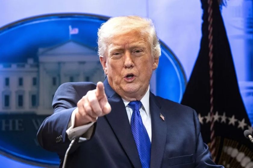 Trump dice que subirá el nuevo arancel global a un 15 %
