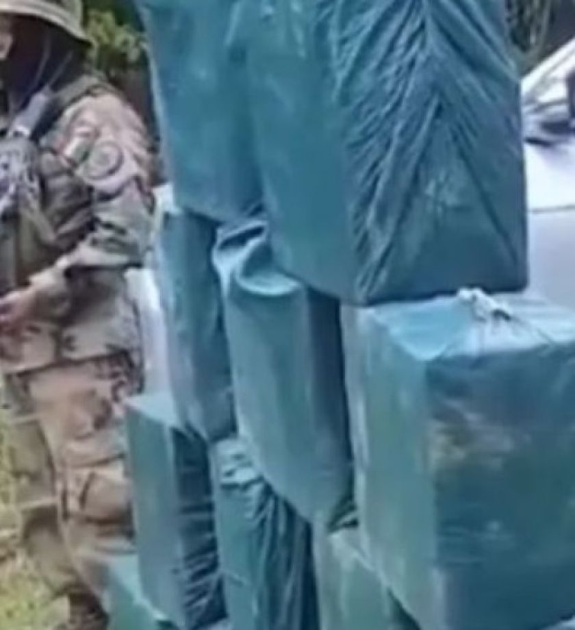 FELCN frustra envío de 840 kilos de c*ca¡na durante enfrentamiento en pista clandestina de Villa Tunari