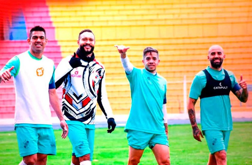 Nacional parte a Brasil en busca de una hazaña ante Botafogo