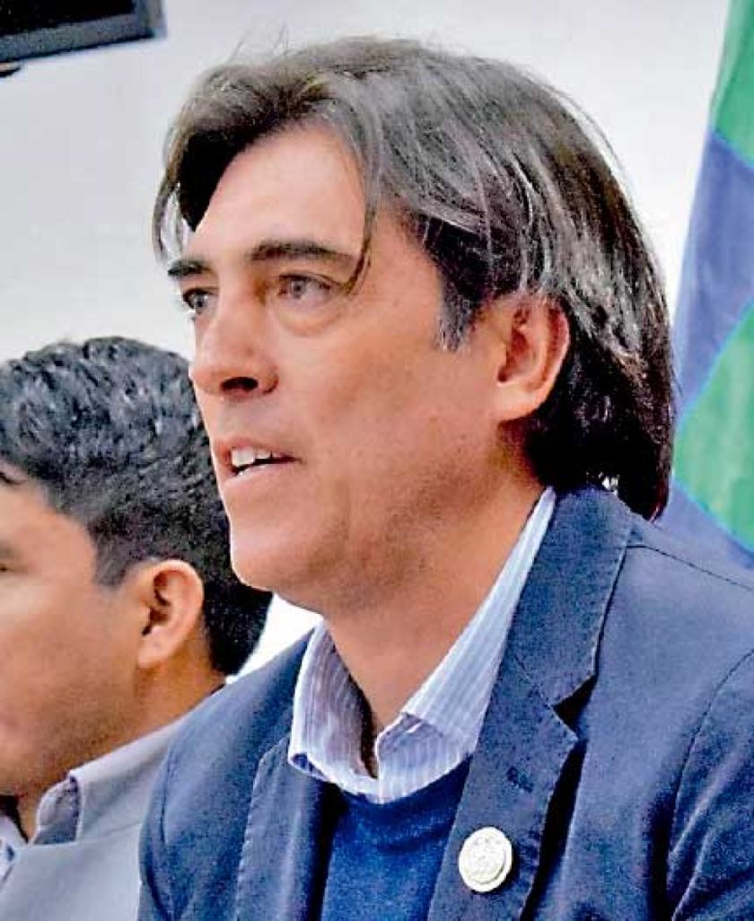 Bolivia busca apoyo  para “cielos abiertos”