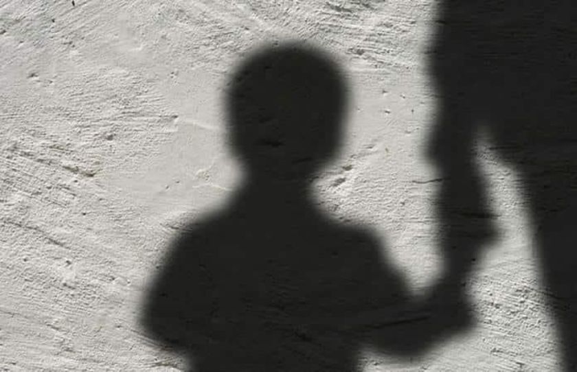 Ultiman reglamento que beneficiará a huérfanos de feminicidio