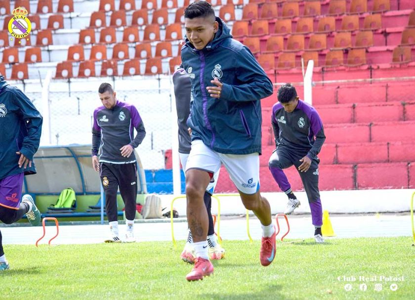 El técnico Ferreira empieza a bosquejar el onceno titular de Real Potosí