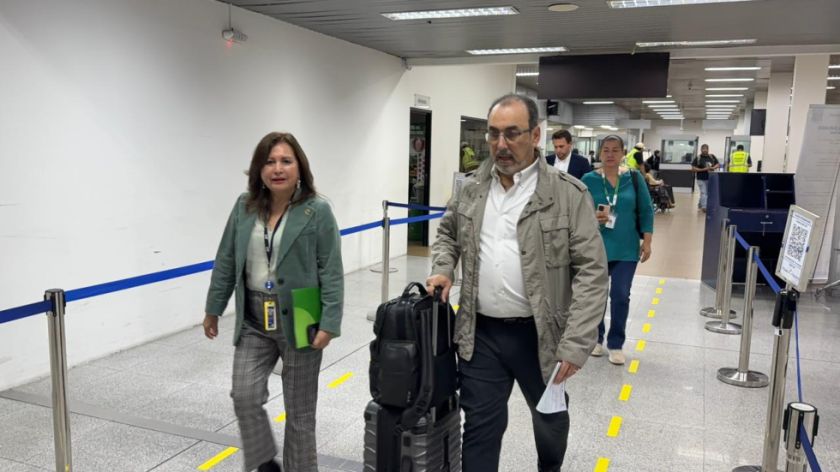 Llega el presidente de la CAF y anuncia que presentará avances de ejecución de financiamiento