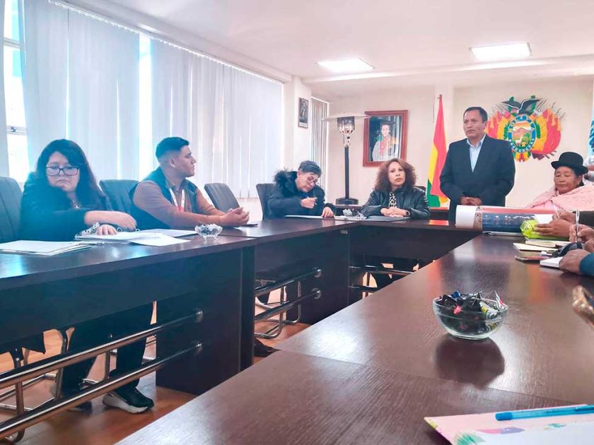Buscan potenciar el turismo en Uyuni con apoyo del Gobierno