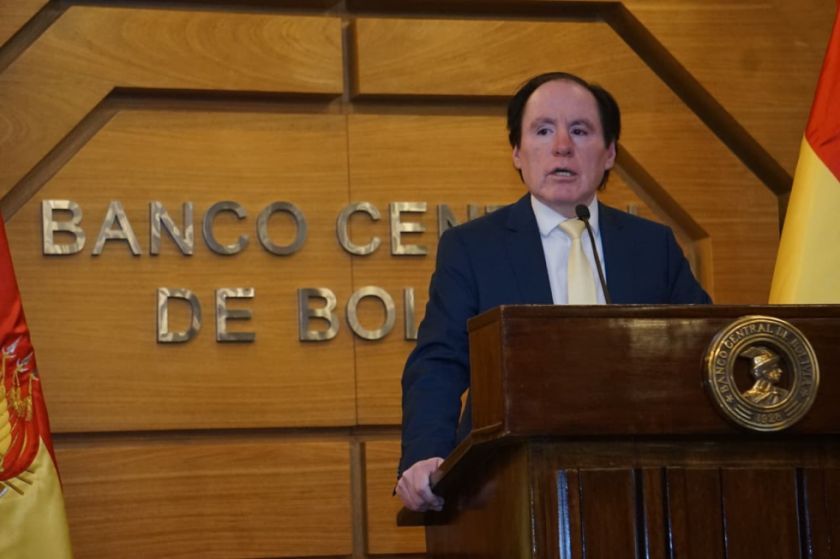 Presidente del BCB informó que los billetes del accidente en El Alto no tiene valor legal