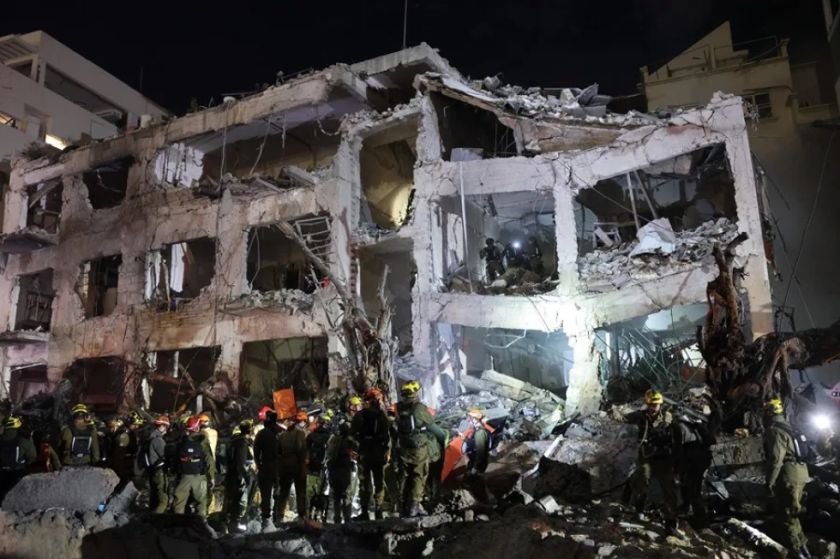 Ataque de Irán en respuesta a EE.UU. e Israel: un muerto en Tel Aviv y daños en el aeropuerto de Dubai