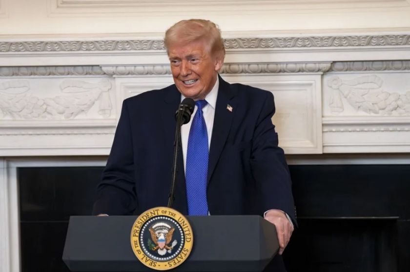 Trump cree que la ofensiva militar contra Irán podría durar cuatro semanas
