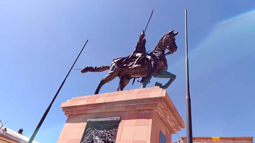 El Pichincha inicia actos por los 200 años de fundación  