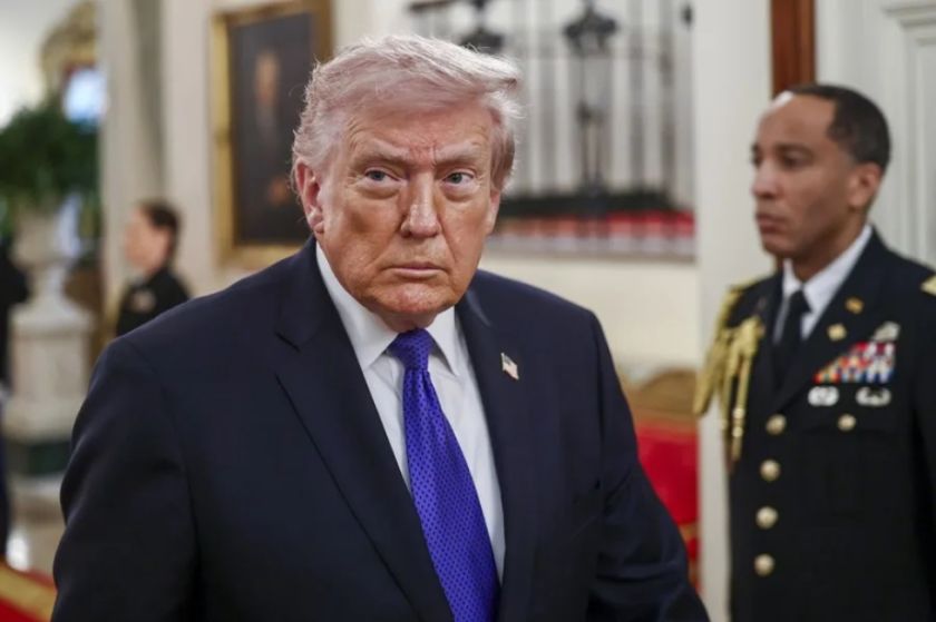 Trump dice que el ataque a Irán podría durar más de cinco semanas