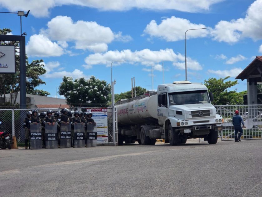 YPFB asegura normalidad en operaciones de abastecimiento de combustible en sus plantas