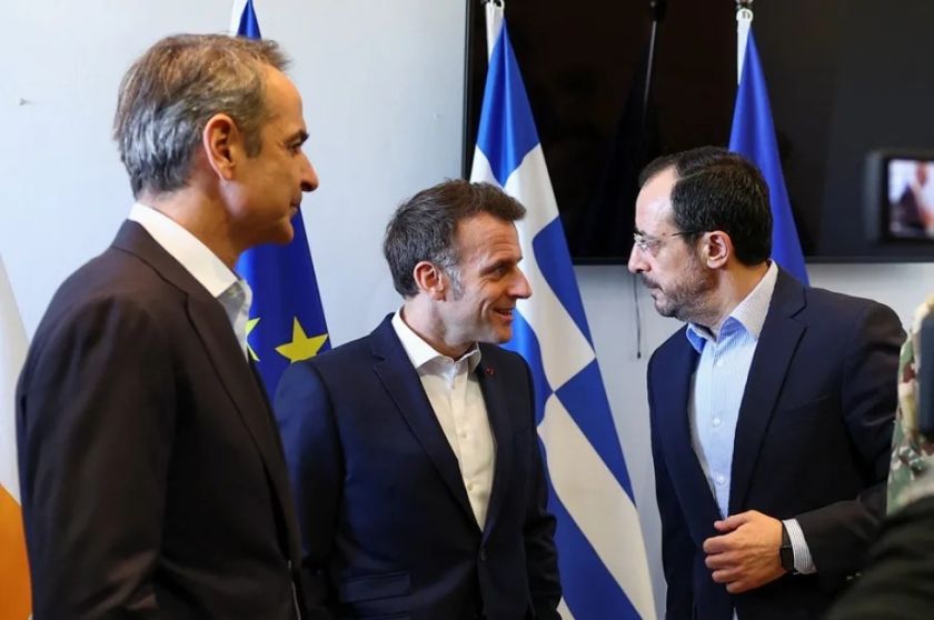 Macron: «Está en marcha una misión defensiva para abrir progresivamente el estrecho de Ormuz»