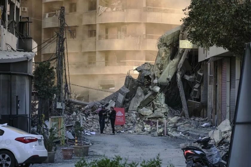 La «nueva era» de Mojtaba Jameneí, más bombardeos, alza del petróleo