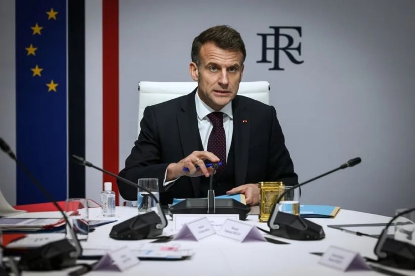 Macron insta al G7 a actuar para evitar restricciones a la exportación de petróleo y gas