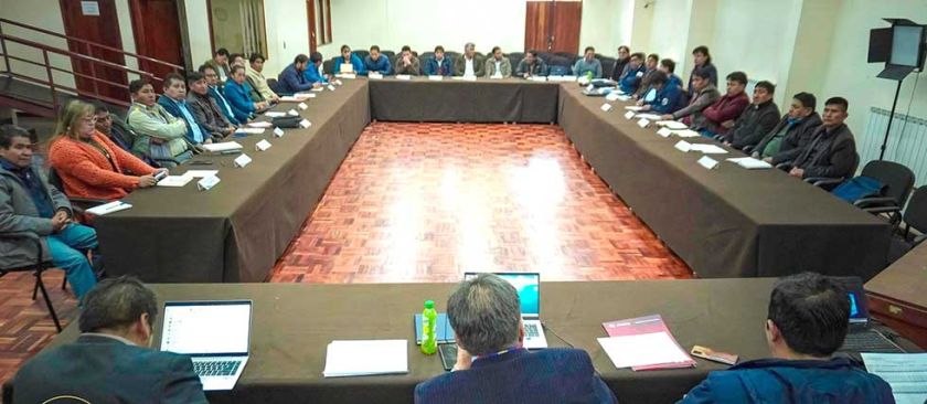 Inicia análisis estadístico para ver el futuro de escuelas sin alumnos