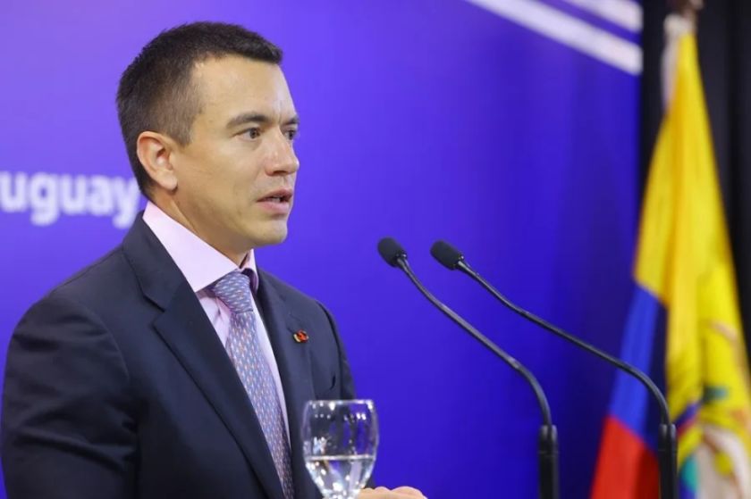Noboa niega bombardeos en Colombia y dice que las operaciones contra el narco son en Ecuador