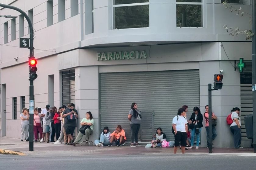 El desempleo en Argentina sube al 7,5 % en el cuarto trimestre de 2025