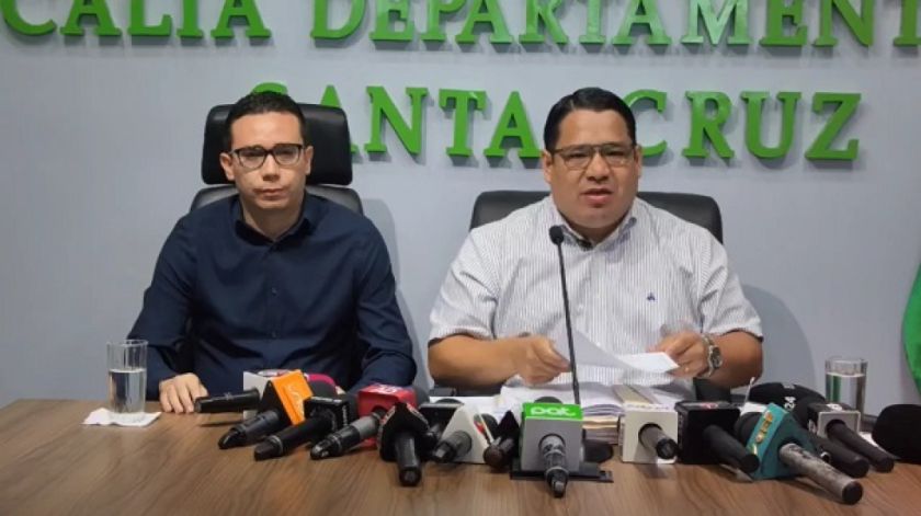 Caso maletas: Ordenan aprehensión de Gabriel Guliano e investigan a dos policías