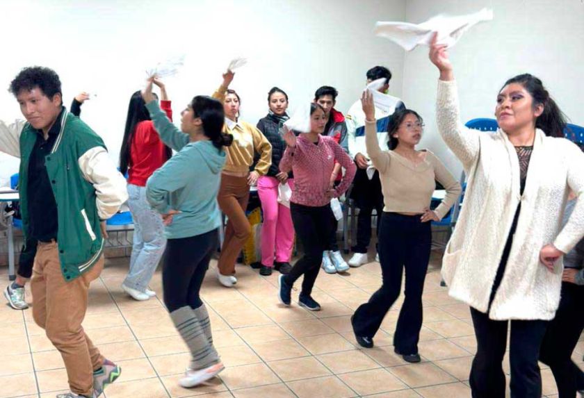 Alistan Gala Cultural en homenaje al Día  del Mar en El Cabildo