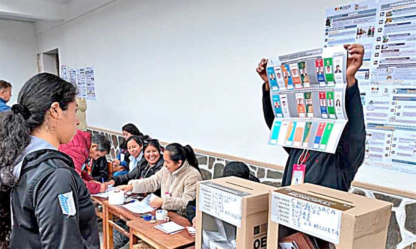 TSE: Califican de positiva y  pacífica la jornada electoral