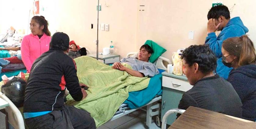 Minero pasa cinco días  sepultado y logra salir  con vida milagrosamente