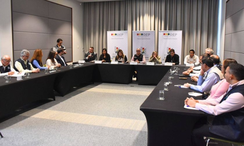 Subnacionales: destacan rápida transmisión de resultados y alta participación 