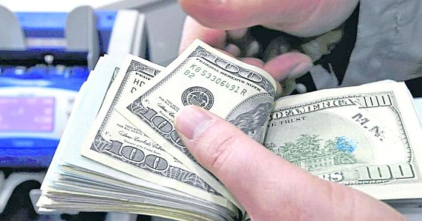 Divisas en reservas caen de forma abrupta y reavivan preocupación por la falta de dólares en Bolivia
