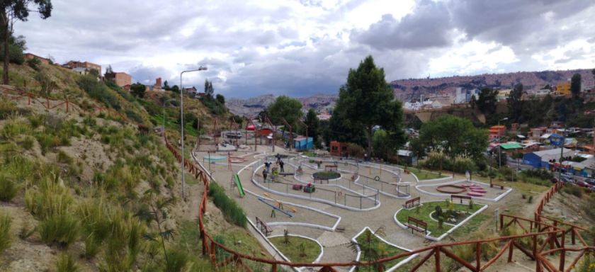 Alcaldía de La Paz inaugura parque para canes