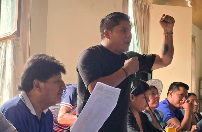 Loza anuncia que armará un bloque por el 50-50