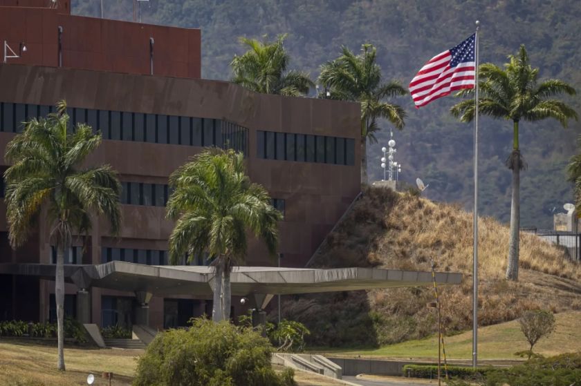 Estados Unidos reanuda oficialmente las operaciones de su Embajada en Venezuela