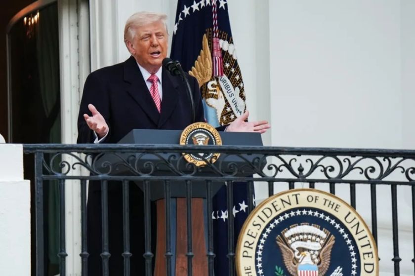 Trump pide «coraje» a los países que no han apoyado la guerra contra Irán y «tomen» el estrecho de Ormuz